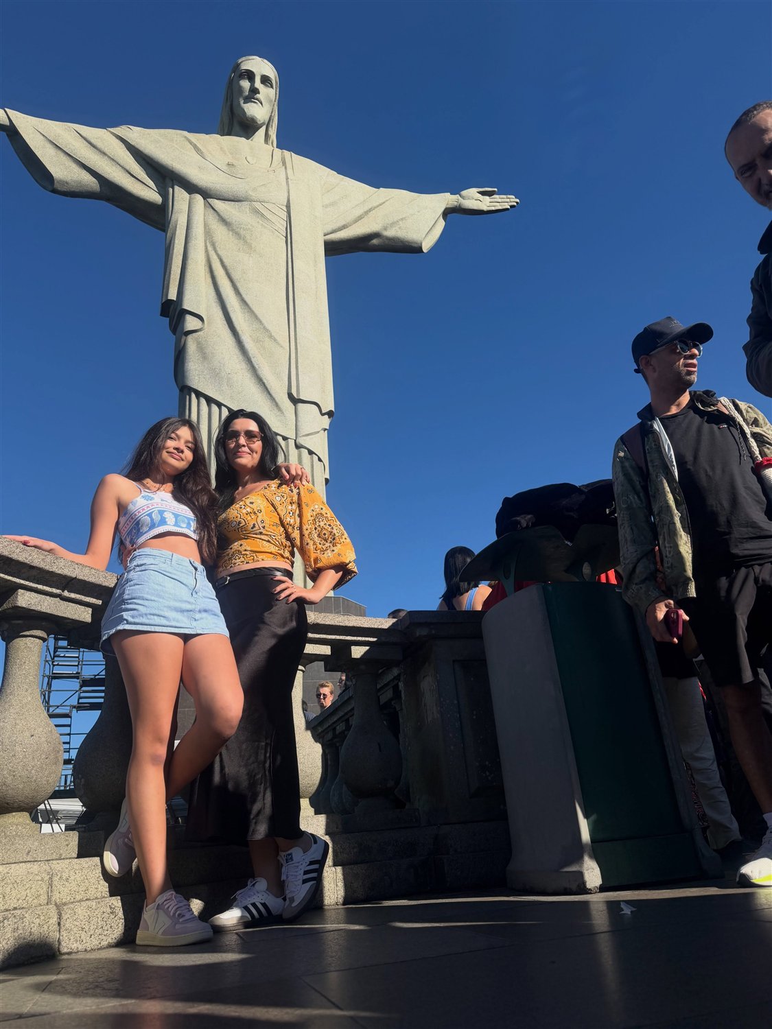 Visitantes no Cristo Redentor