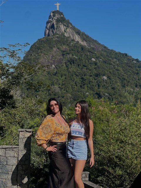 Cristo Redentor visto de um mirante